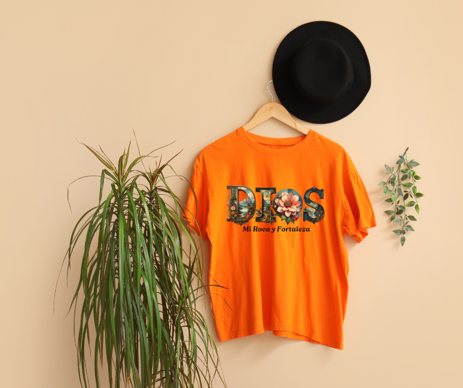 Dios Mi Roca" Botanical Graphic Tee – Vintage Orange Christian T-Shirt – Spanish Faith Apparel Floral Design
